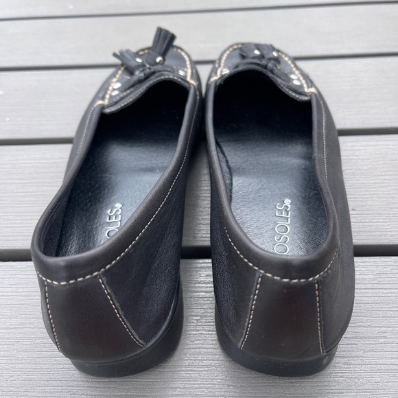 Ladies Black Aerosoles Flats Slip Ons - Picture 2 of 4